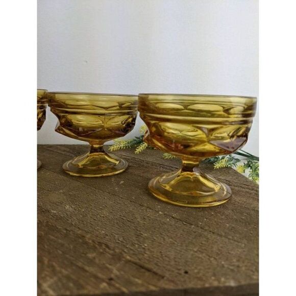 Anchor Hocking Fairfield dessert glass, yellow parfait cup set of 4 - Picture 4 of 6